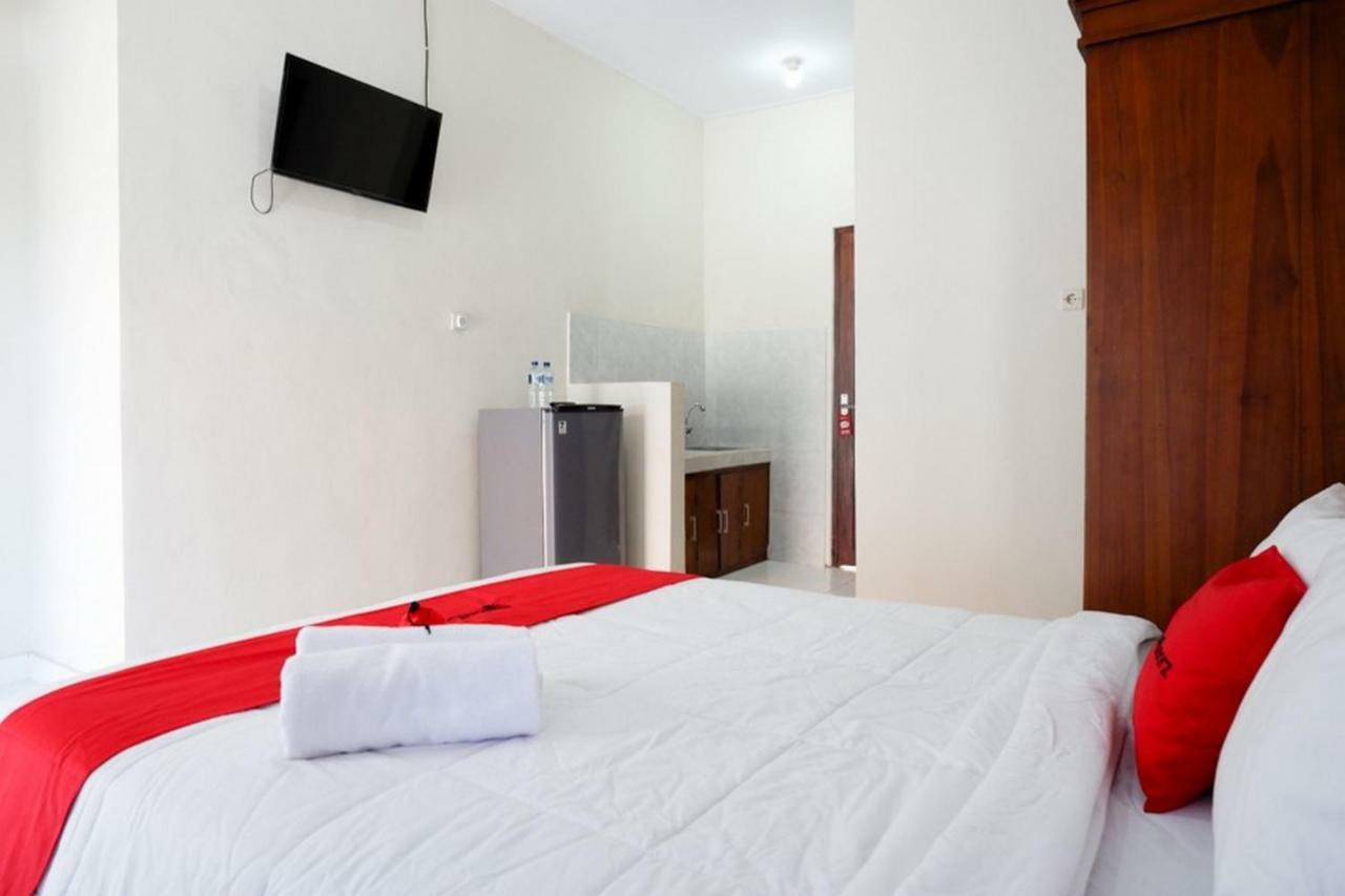 Reddoorz Near Mertasari Beach Denpasar Oda fotoğraf